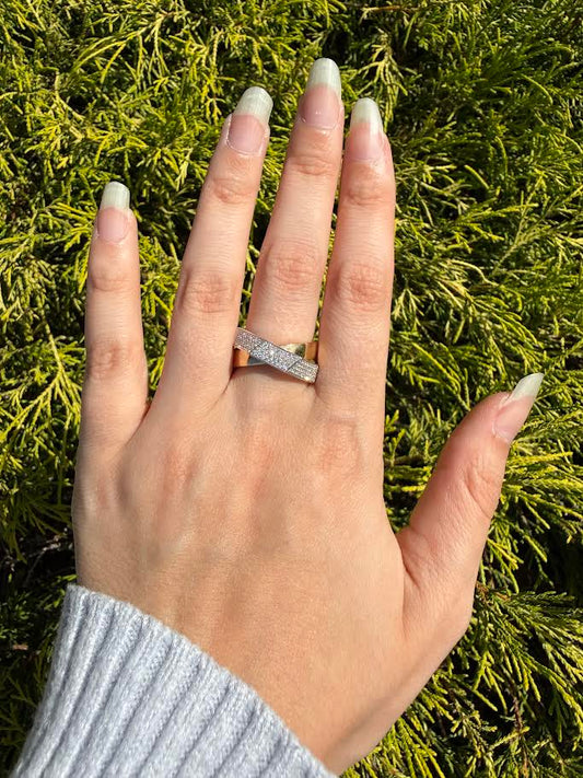 0.60 CTW Two-Toned Geometric Diamond Crossover Ring
