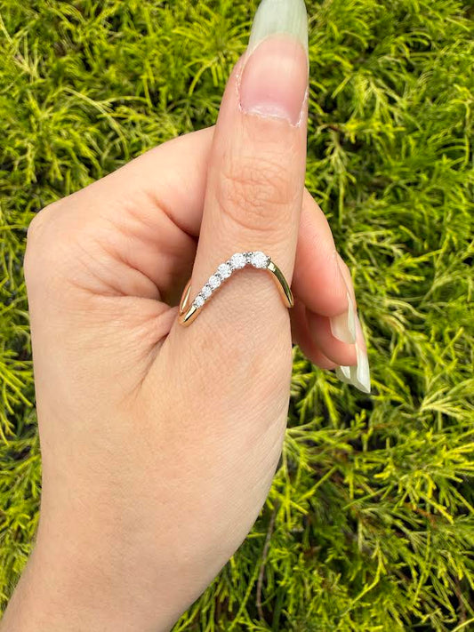 Diamond U-Shape Thumb Ring