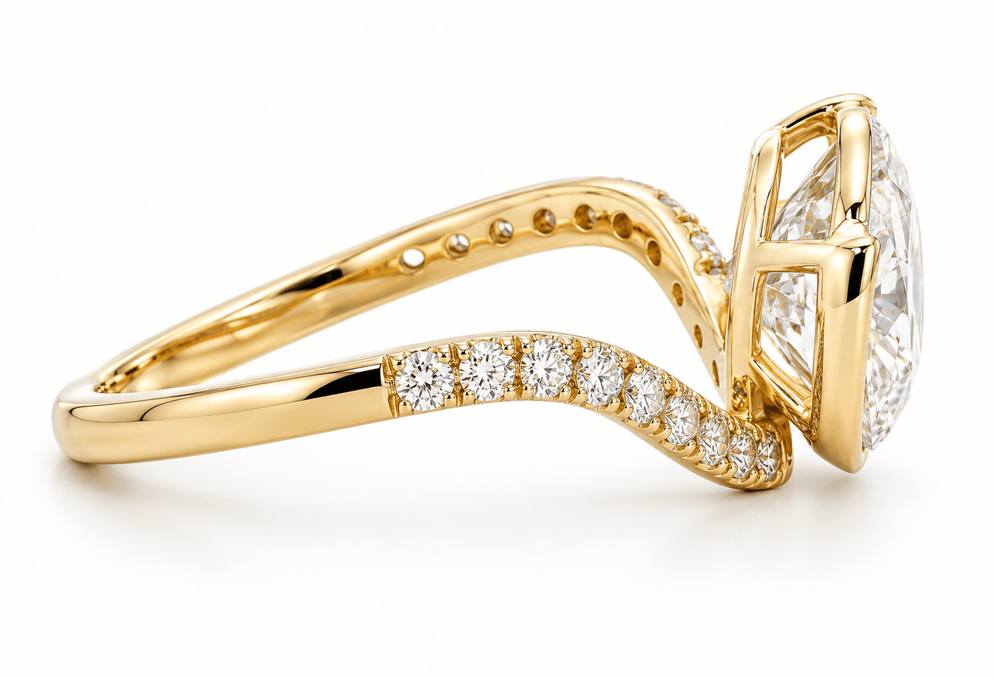 14K Yellow Gold Pear-Shaped Diamond Sideways Ring 3.45 cttw