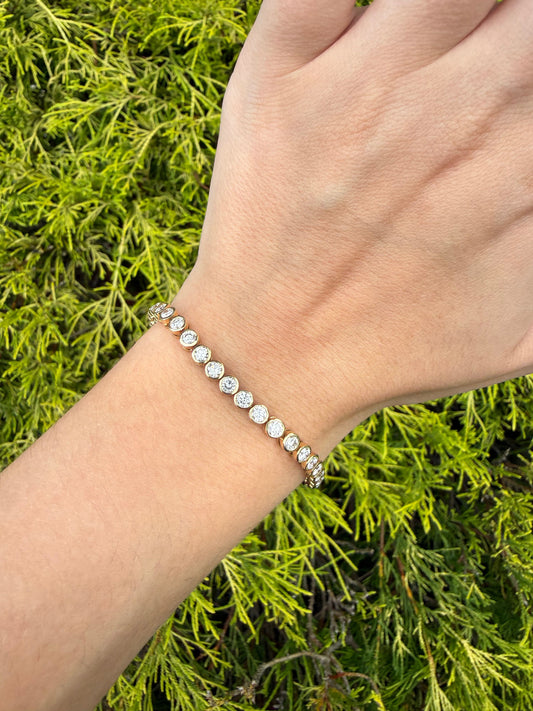 Yellow Gold Bezel-Set Round Diamond Tennis Bracelet