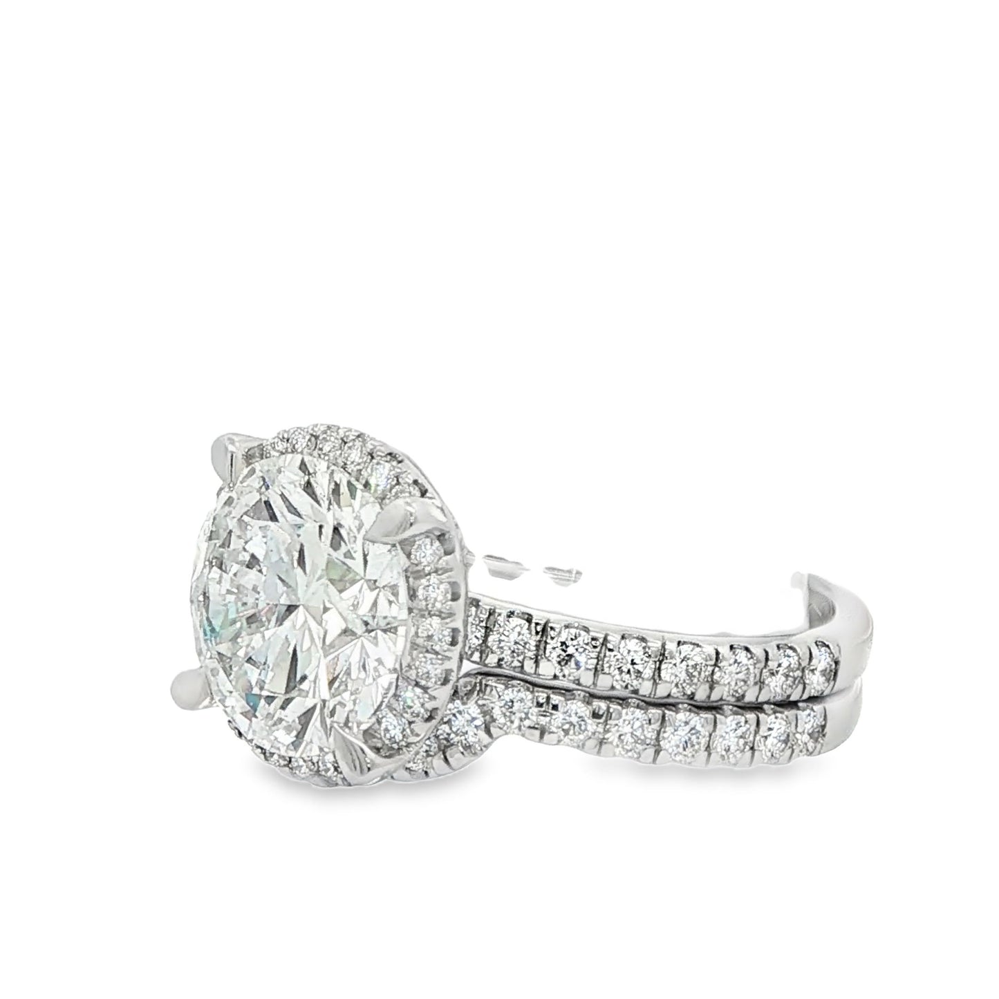 5 CT TW. Round Halo Lab-Grown Diamond Engagement Ring