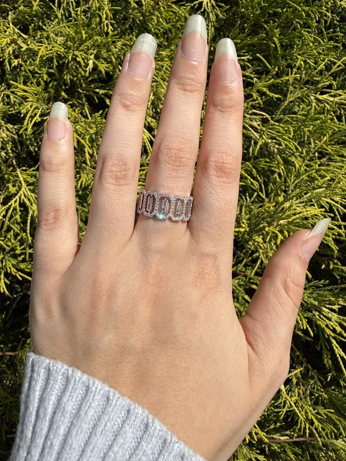 0.36 CTW Vintage Inspired Deco Diamond Band