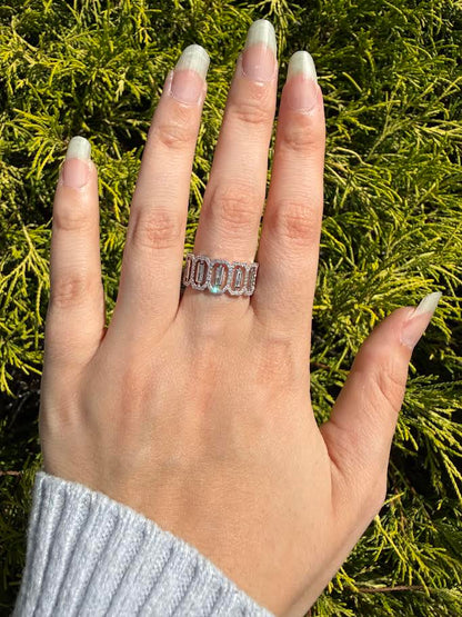 0.36 CTW Vintage Inspired Deco Diamond Band