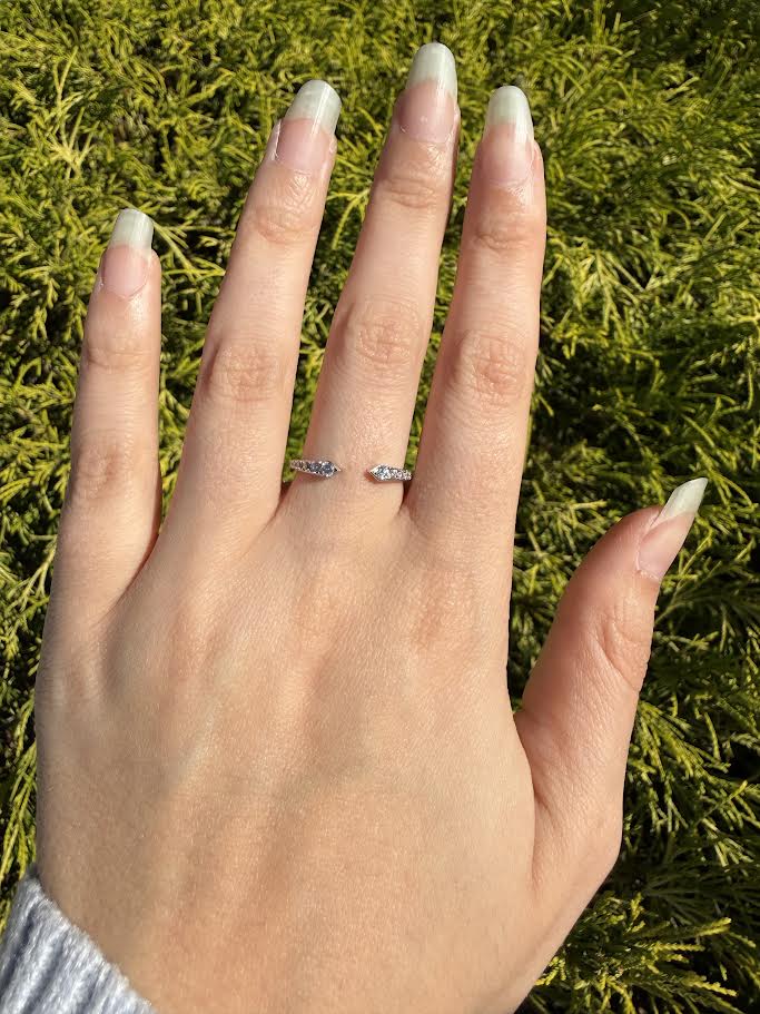 18K 0.30 CTW Open Claw Diamond Fashion Stackable Ring