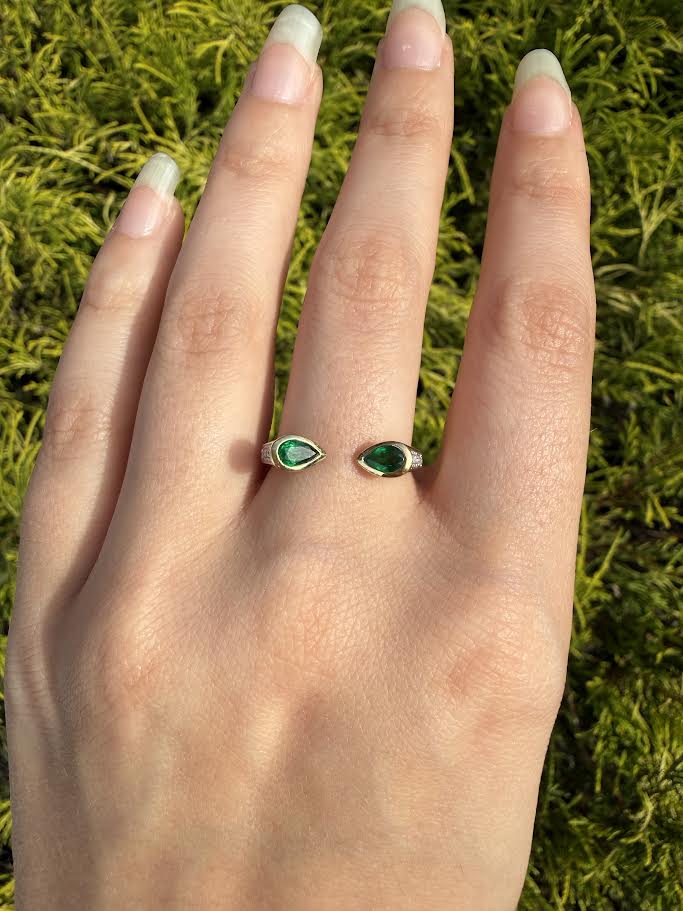 Emerald Duo Ring