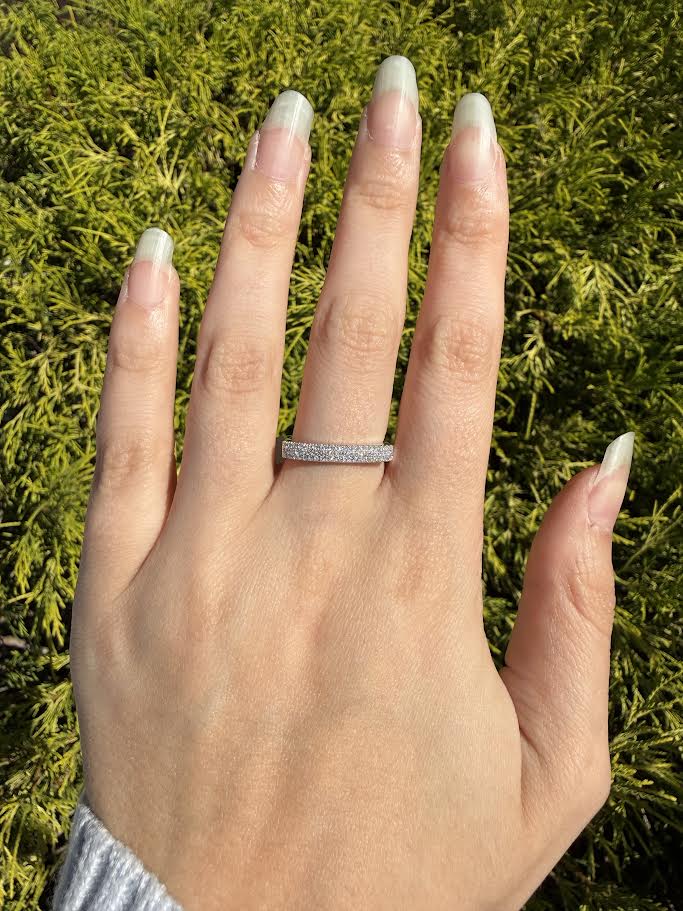 0.19 CTW Euro-Shank 3-Row Diamond Band