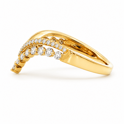 18K Yellow Gold V-Shape Diamond Ring