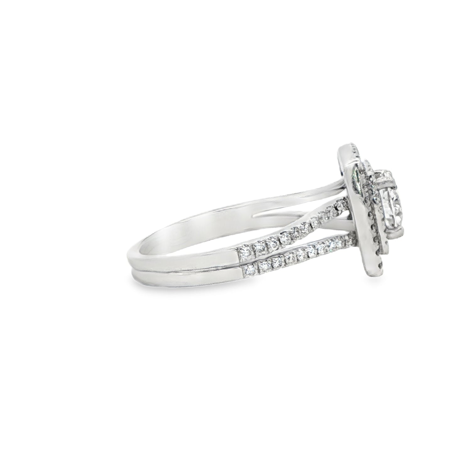 18K White Gold Diamond Halo Engagement Ring