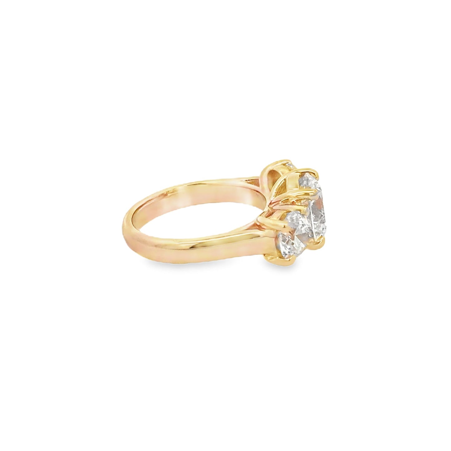 14K YG THREE STONE DIA ENGAGEMENT RING