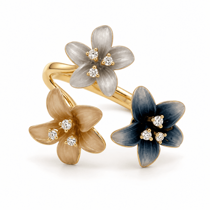 18K Gold Diamond Tri-Flower Fashion Ring