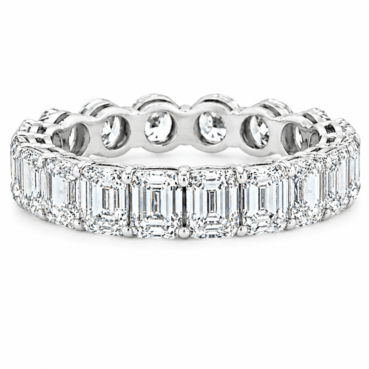 LG-14K WG ETER BND W\  RND AND EMER CUT DIA AT 4.56CTTW