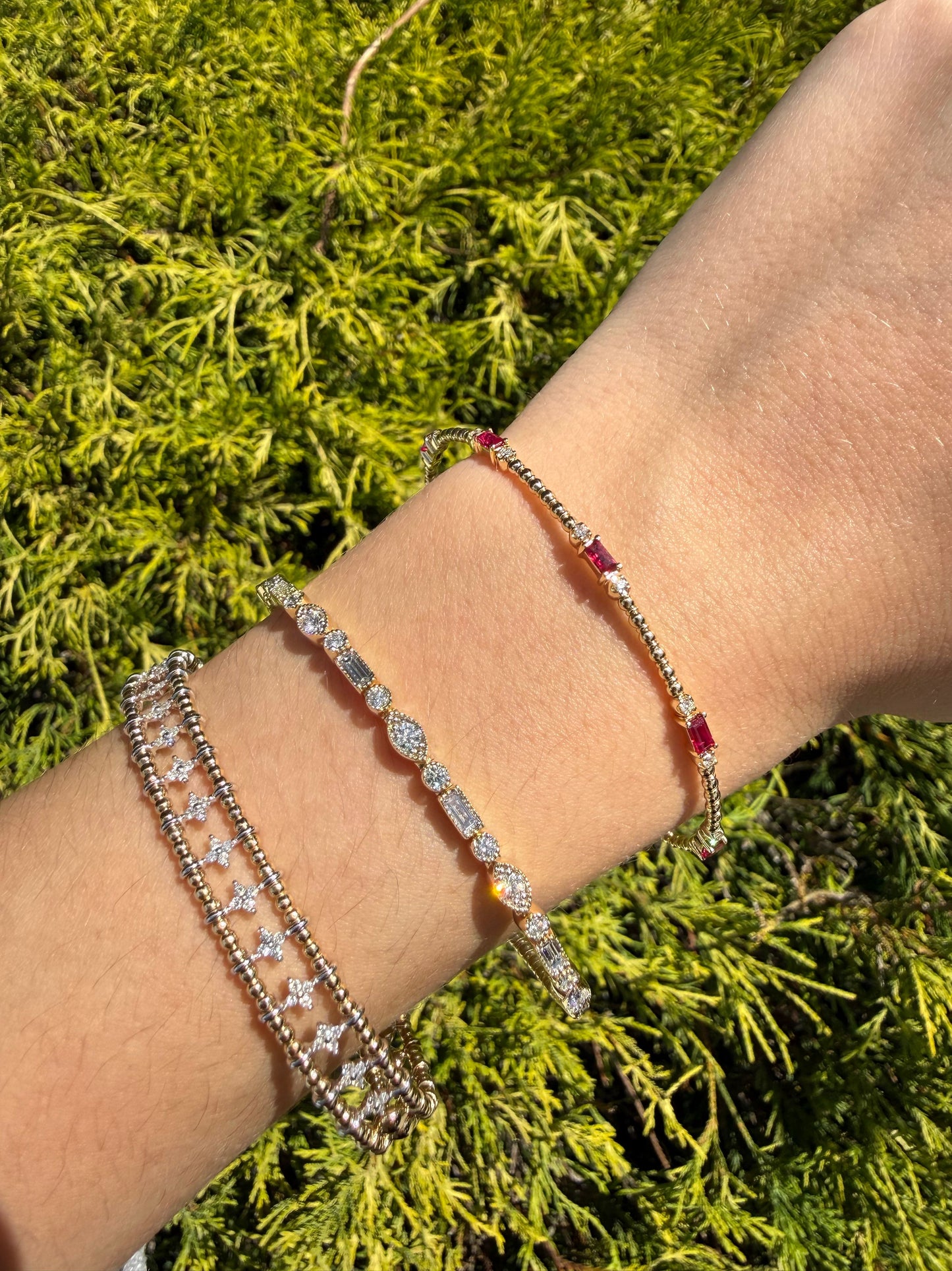 1/10 CT TW. Ruby and Diamond Yellow Gold Bracelet