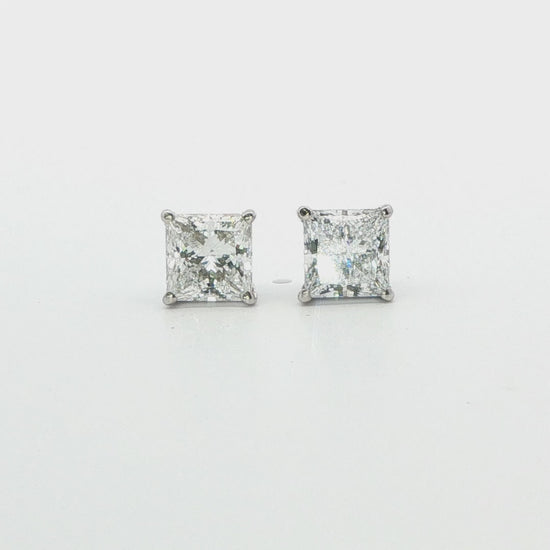 Lab-Grown Diamond Stud Earrings 