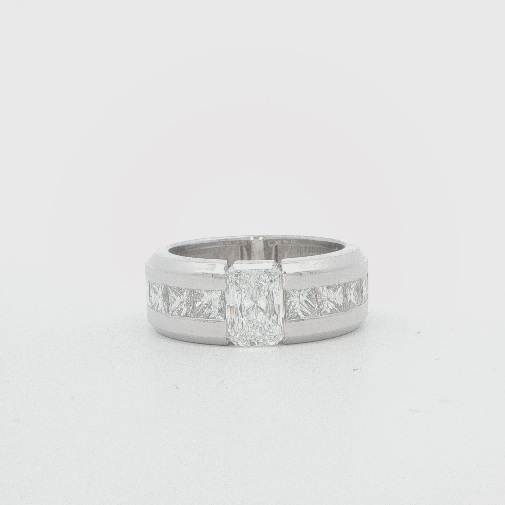 14K WG DIA RADIANT WITH PRINCESS SIDE STONES MENS WEDDING BAND