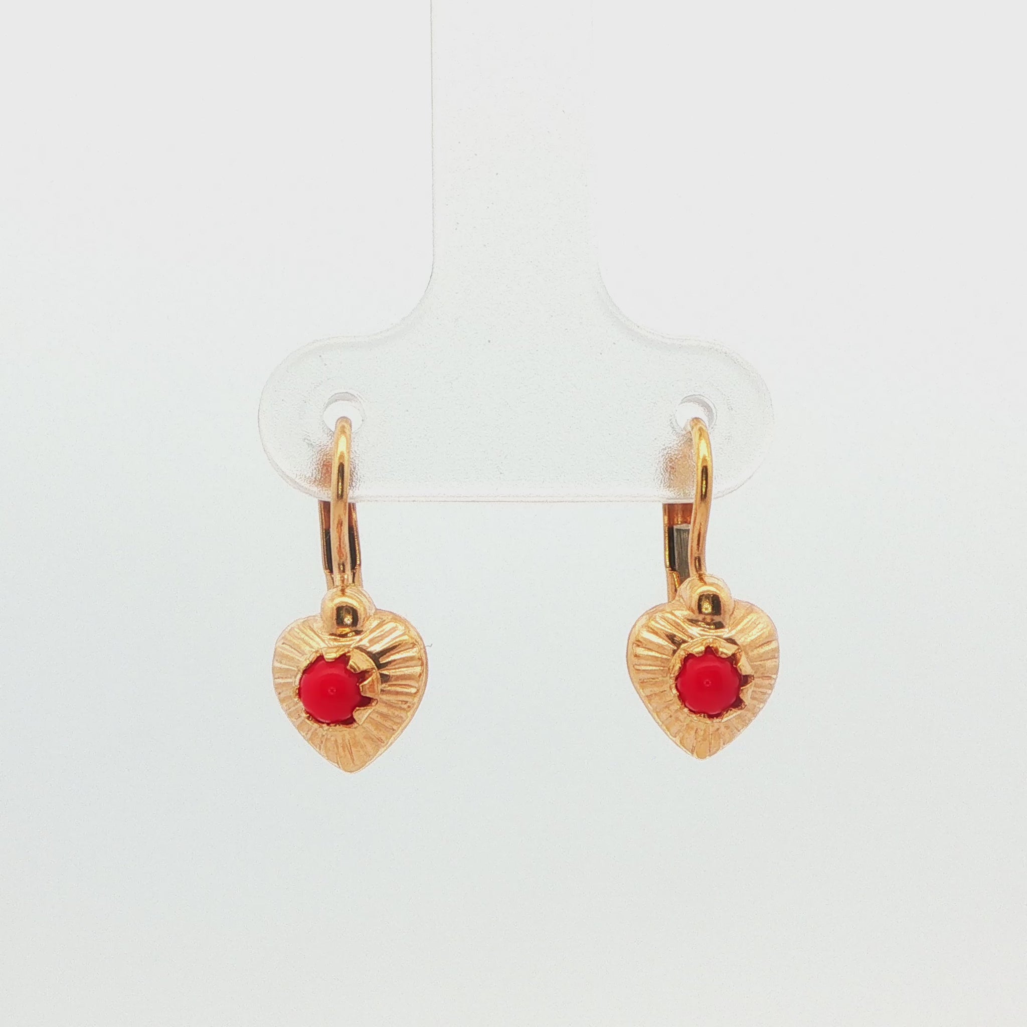 18K HEARY W\  RED STONE DANGLE EAR