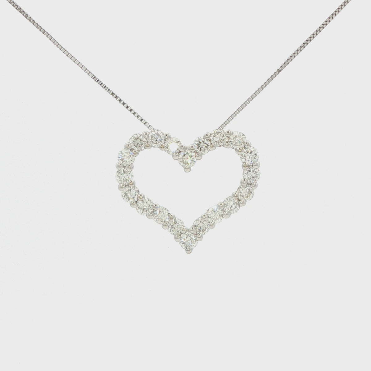 0.75 Cttw Diamond Heart Necklace