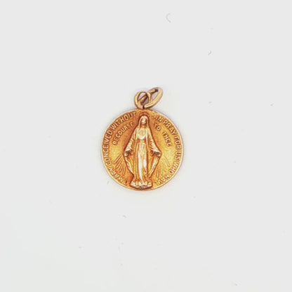 14K YG ROUND PRAYER CHARM 1.4G