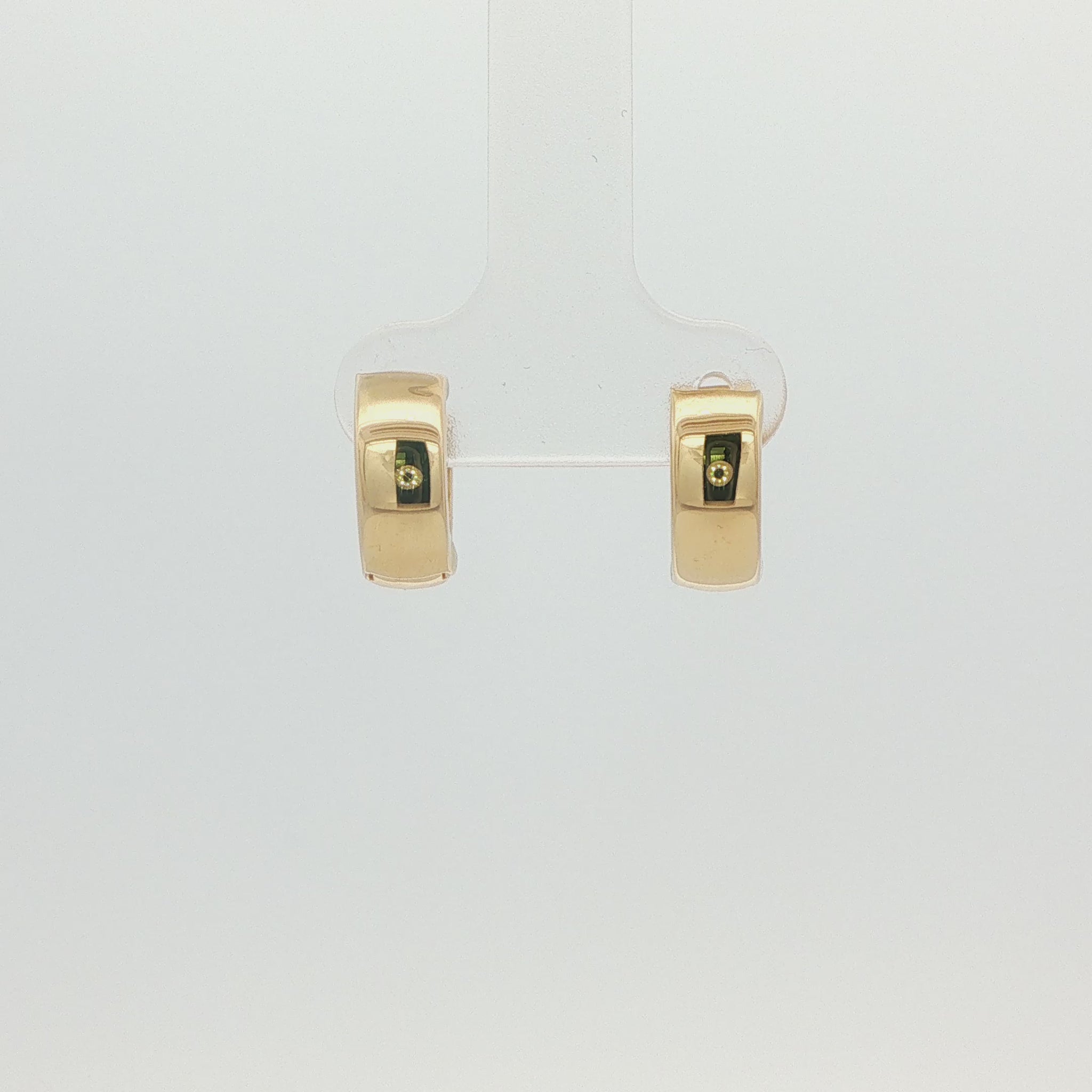 14K YG POLISHED HUGGIE HOOP