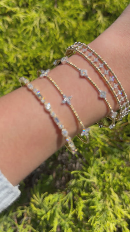 Alternating Shape Diamond Bracelet