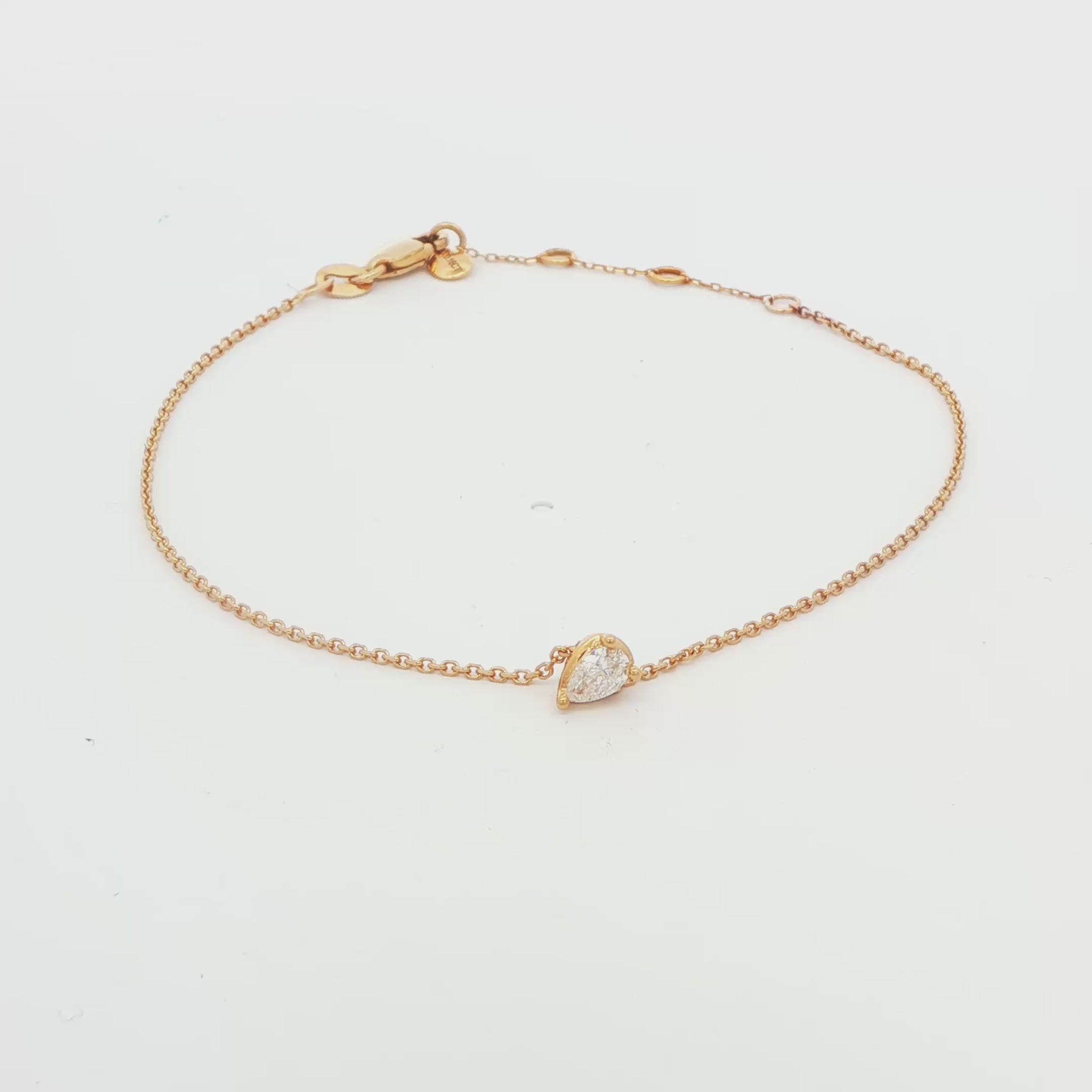 Pear-Shaped Diamond Bracelet