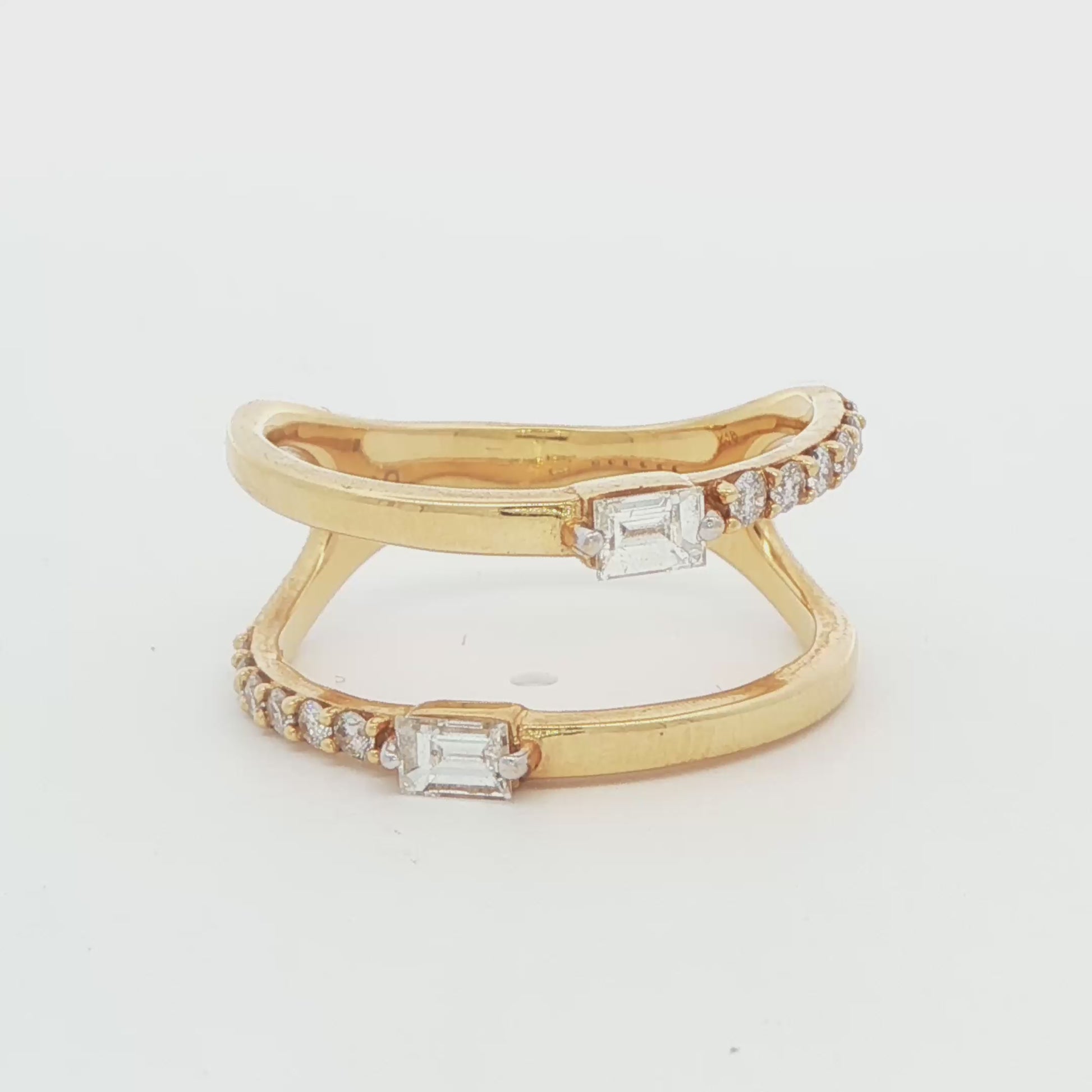 18K Yellow Gold Diamond Fashion Ring