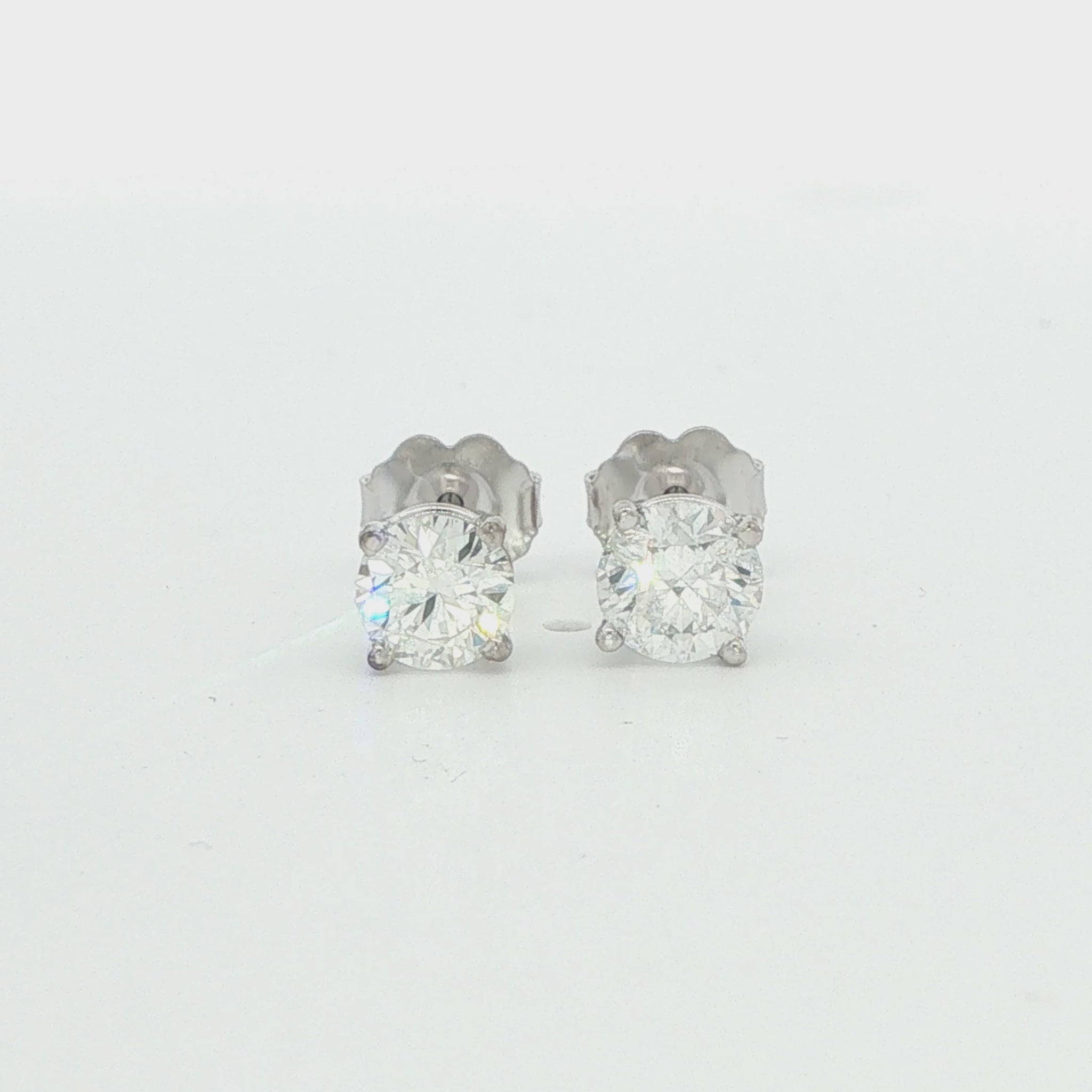 Natural Diamond Stud Earrings 