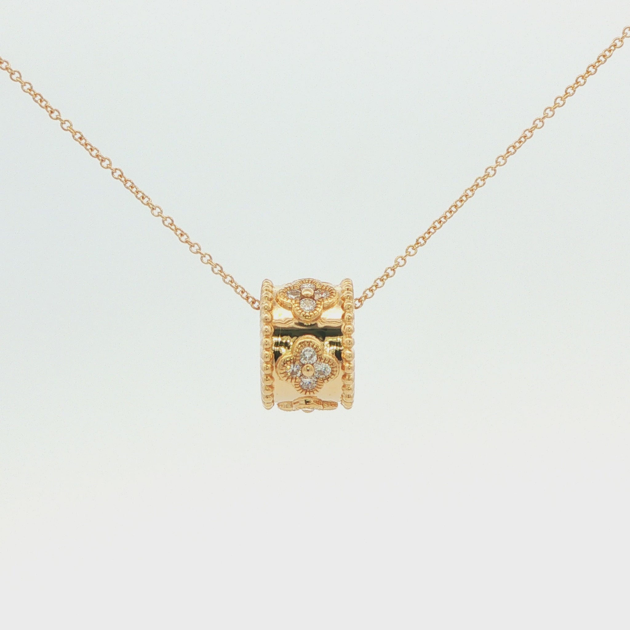 Diamond Clover Rolling Pendant