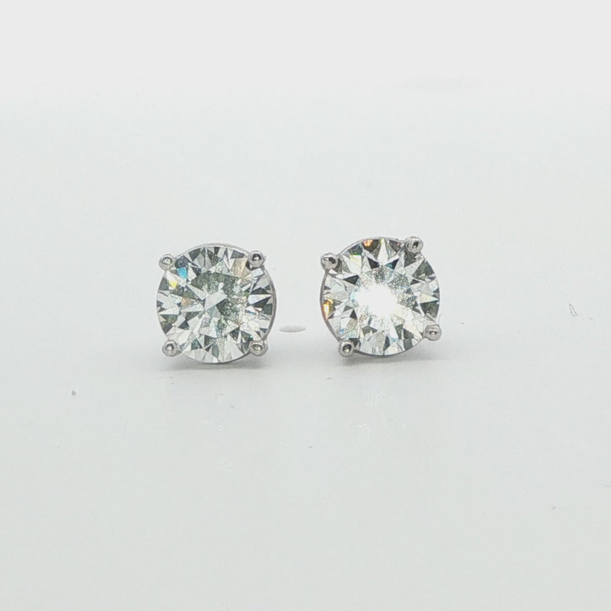 Lab-Grown Diamond Stud Earrings