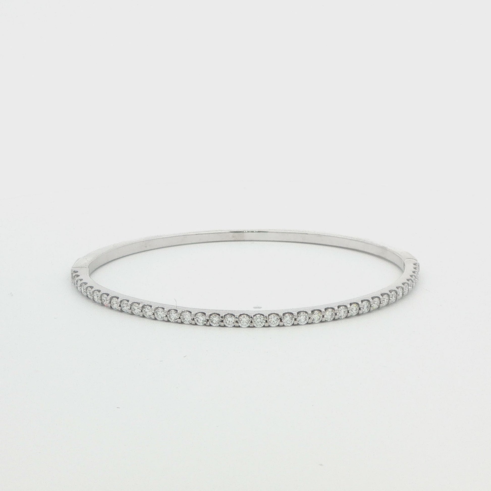 14K WG 1.90CTTW DIA BANGLE BRACELET