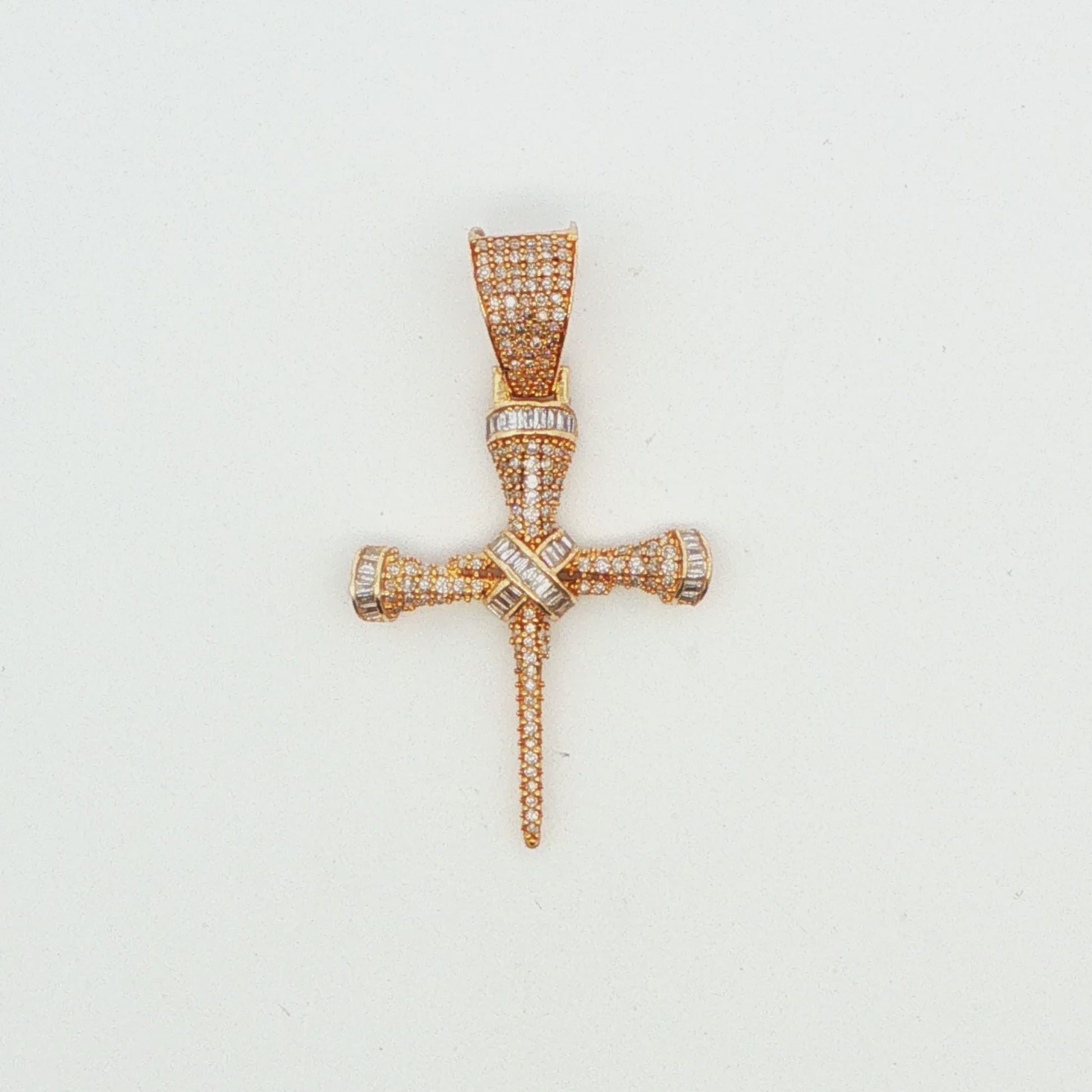 10K .82 CTTW NAIL DIA CROSS