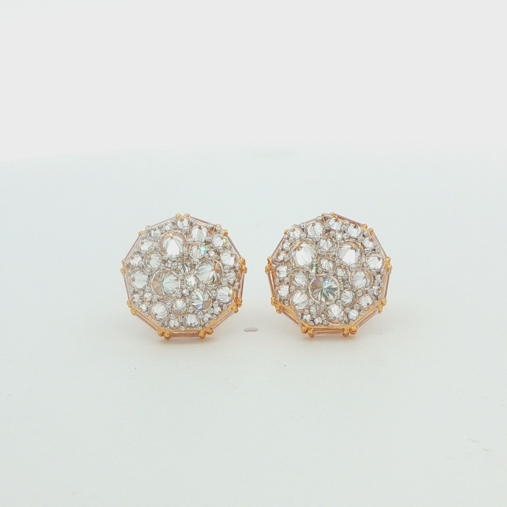 Lab-Grown Diamond Cluster Stud Earrings