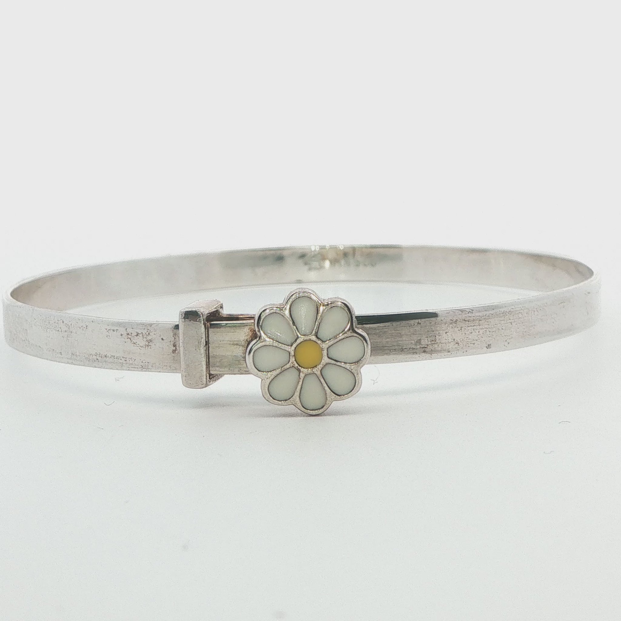 Enamel Daisy Bangle