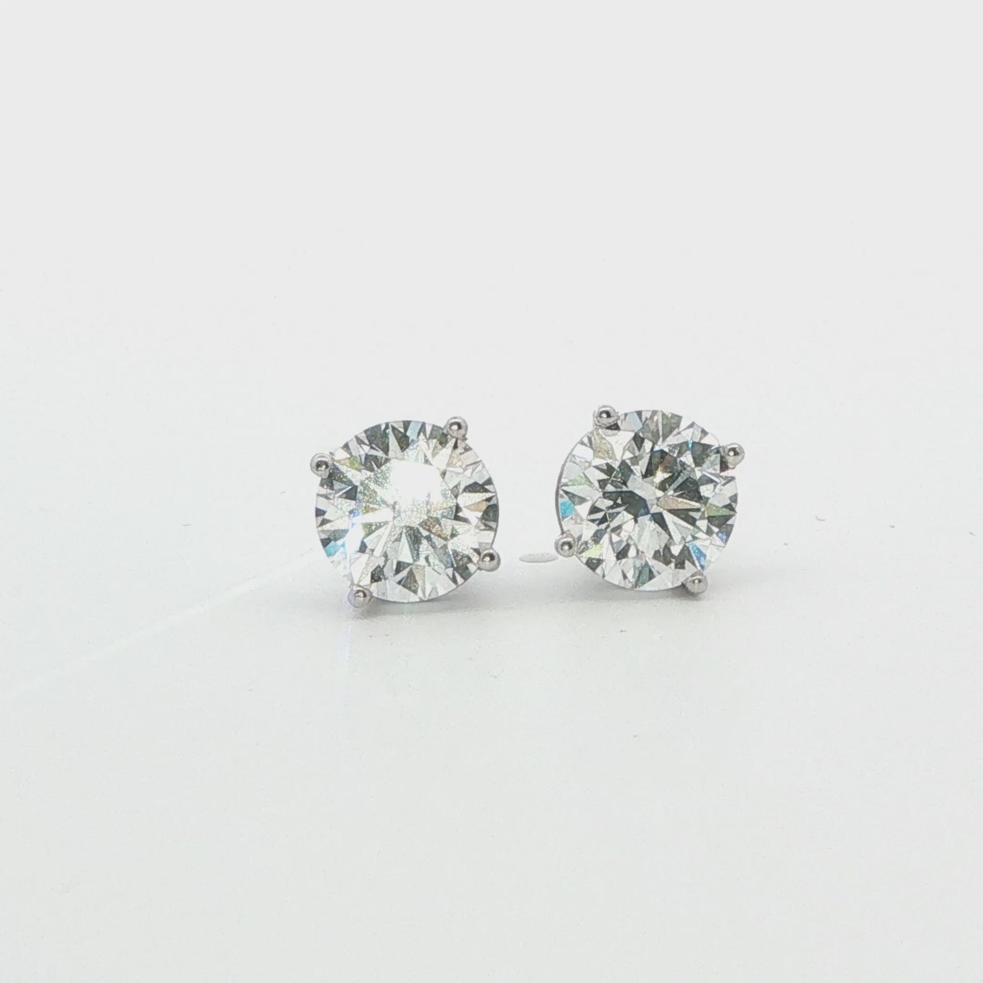 Lab Grown Diamond Stud Earrings